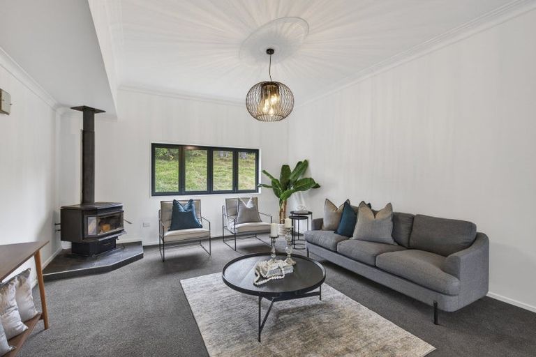 Photo of property in 327 Awai Road, Tarurutangi, New Plymouth, 4372