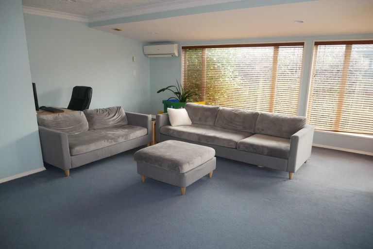 Photo of property in 1/15 Ashfield Place, Ilam, Christchurch, 8041