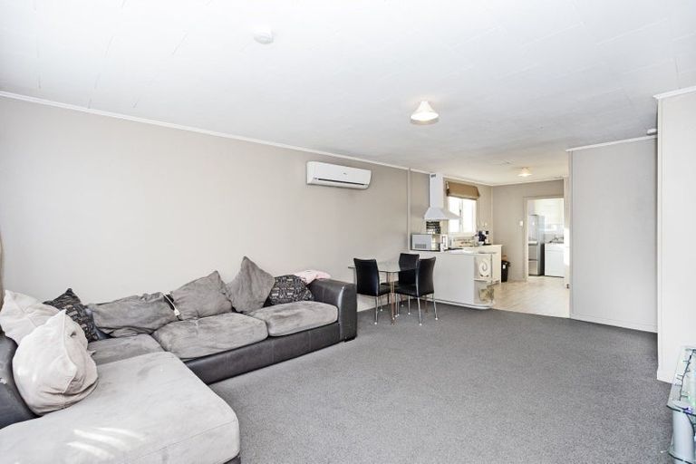 Photo of property in 8a Maitland Street, Strathern, Invercargill, 9812