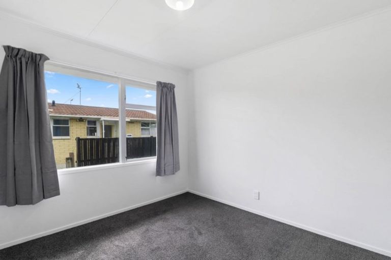 Photo of property in 77a Kawaha Point Road, Kawaha Point, Rotorua, 3010