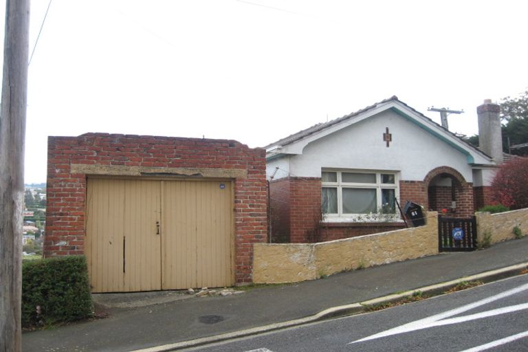 Photo of property in 81 Walton Street, Kaikorai, Dunedin, 9010