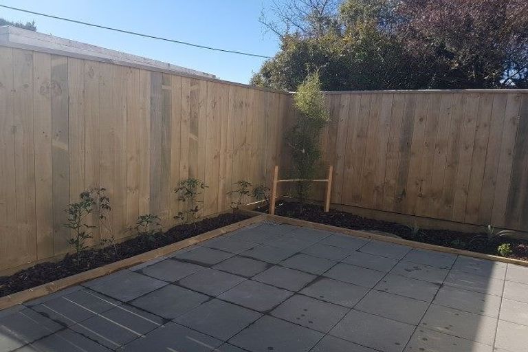 Photo of property in 1/32 Dr Taylor Terrace, Johnsonville, Wellington, 6037