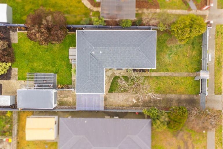 Photo of property in 43 Vivian Street, Burwood, Christchurch, 8083