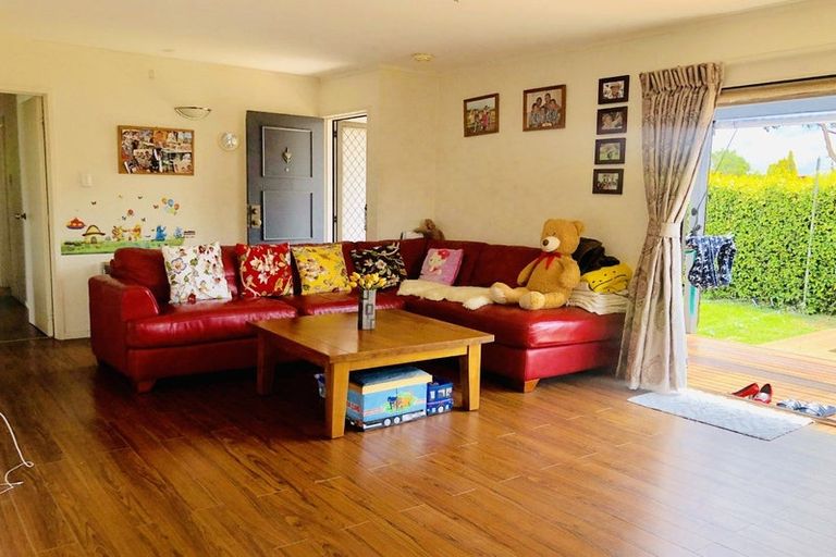 Photo of property in 3/6 Mimosa Place, Half Moon Bay, Auckland, 2012