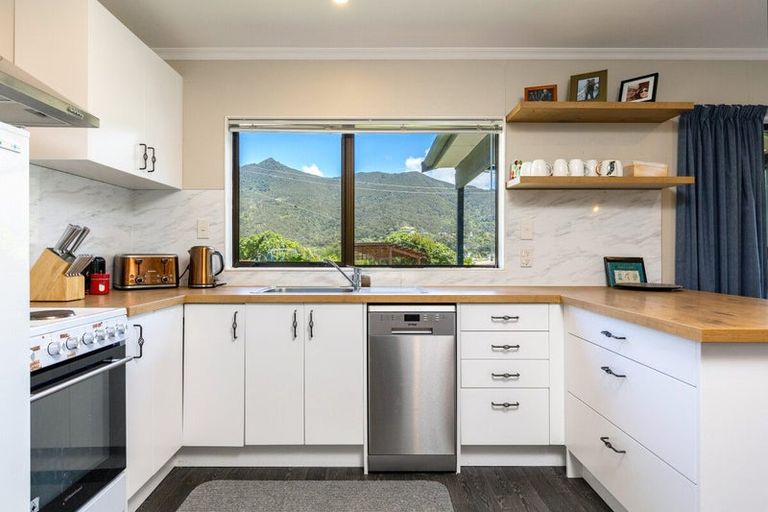 Photo of property in 11 Okiwi Crescent, Okiwi Bay, French Pass, 7193