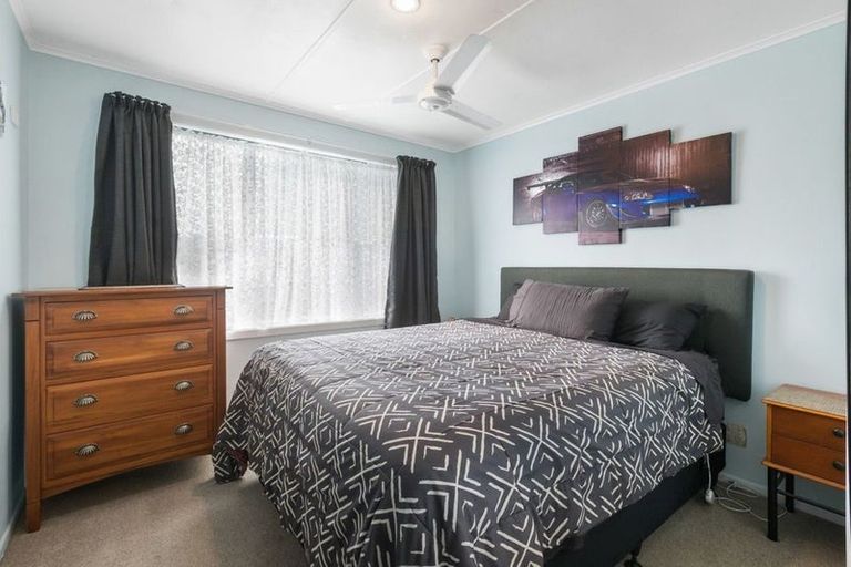 Photo of property in 15 Clive Road, Katikati, 3129