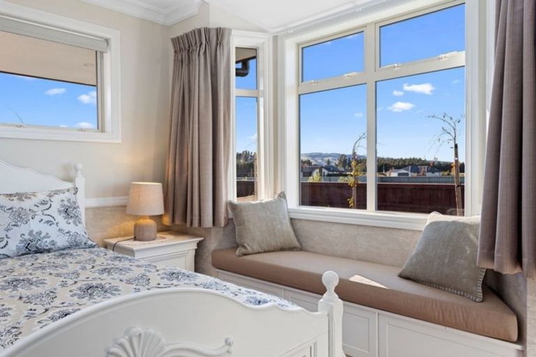 Photo of property in 2/2 Loe Place, Amberley, 7410