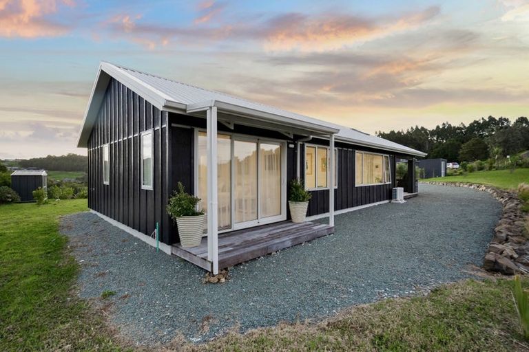 Photo of property in 419 Cames Road, Kaiwaka, Wellsford, 0975