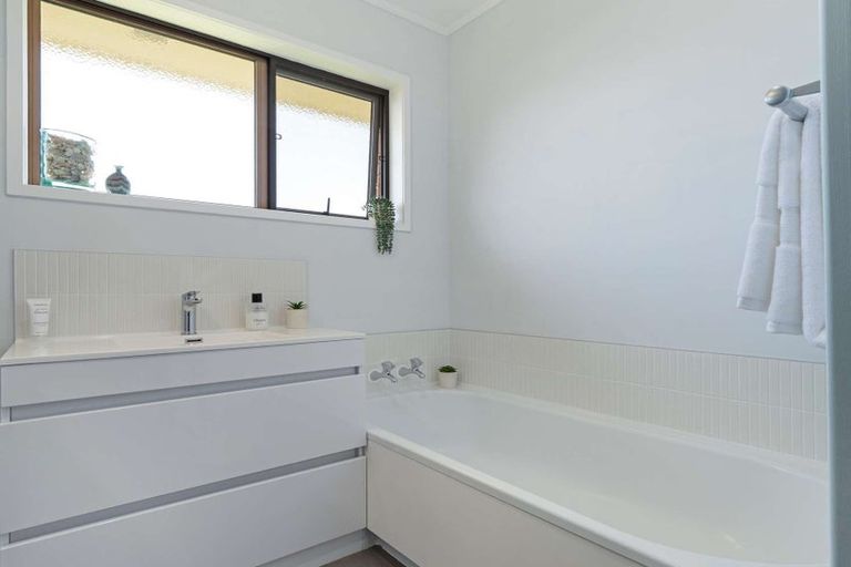 Photo of property in 16 Tui Place, Katikati, 3129