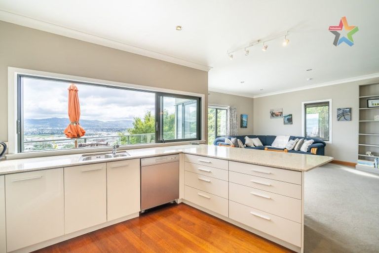 Photo of property in 69 Howard Road, Point Howard, Lower Hutt, 5013