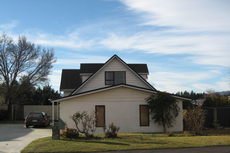 Photo of property in 93 Molyneux Avenue, Cromwell, 9310