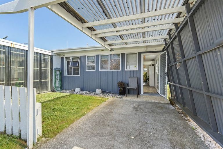 Photo of property in 289d Carrington Street, Vogeltown, New Plymouth, 4310