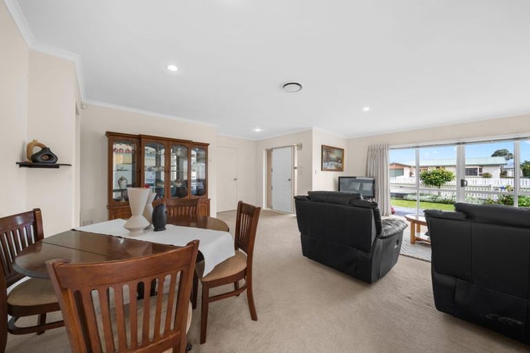 Photo of property in 9 Hogg Crescent, Masterton, 5810