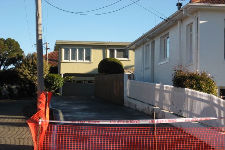 Photo of property in 127 Eglinton Road, Mornington, Dunedin, 9011