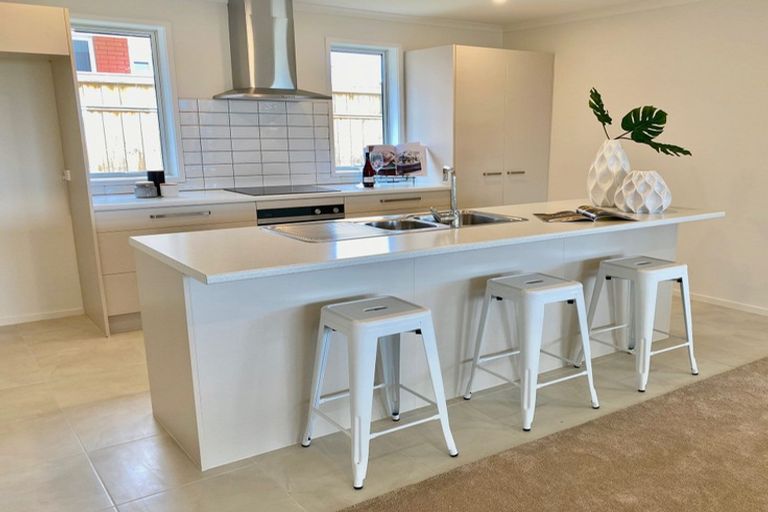 Photo of property in 2 Moyle Street, Pokeno, 2402