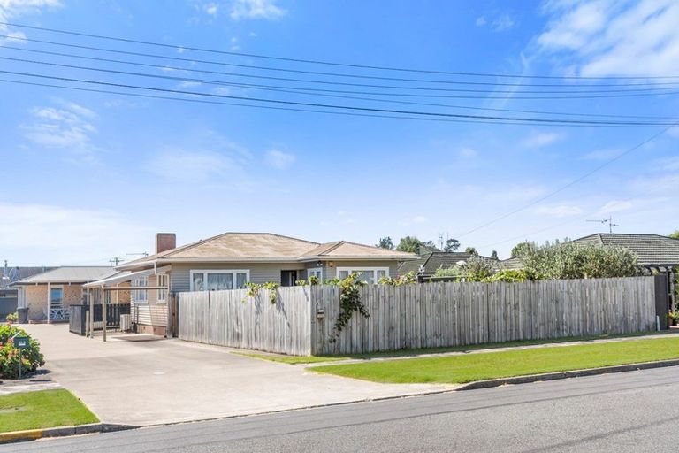 Photo of property in 53a Pemberton Crescent, Greerton, Tauranga, 3112