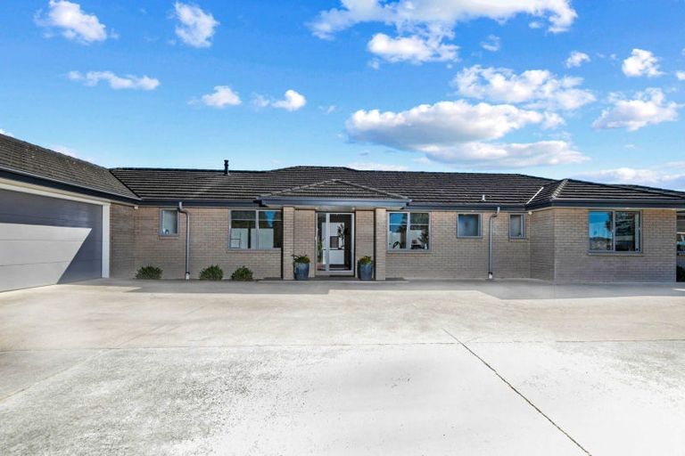 Photo of property in 9 Fitzgerald Road, Drury, 2113