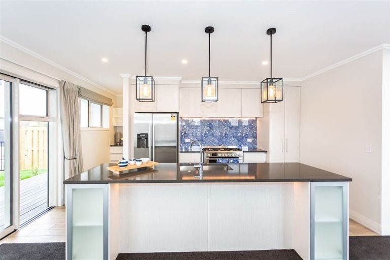 Photo of property in 19 Holmes Hanover Lane, Halswell, Christchurch, 8025