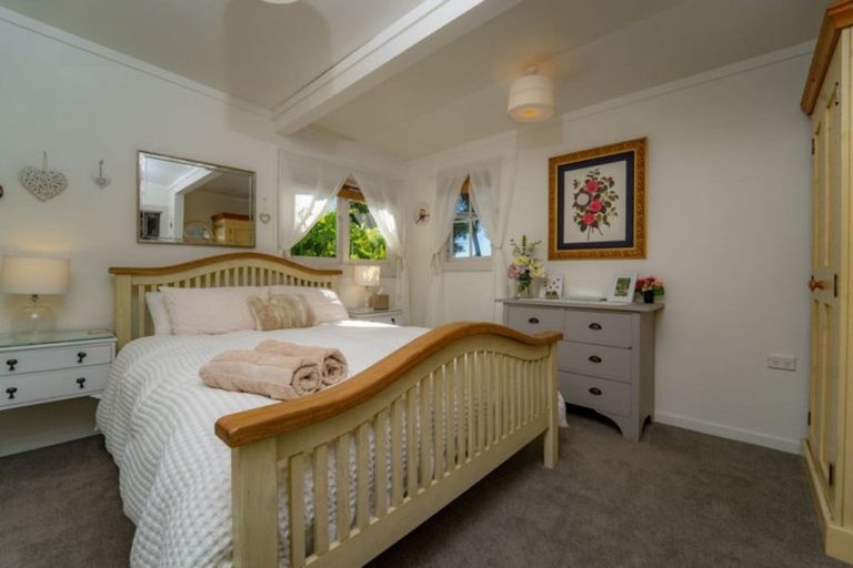 Photo of property in 17 Honey Lane, Tasman, Upper Moutere, 7173