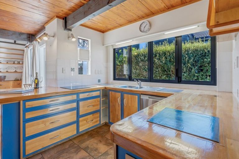 Photo of property in 1/23 Eastern Beach Road, Eastern Beach, Auckland, 2012