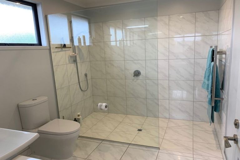 Photo of property in 28 Matthews Crescent, Cromwell, 9310