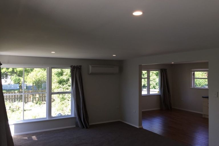 Photo of property in 327 Clyde Road, Bryndwr, Christchurch, 8053