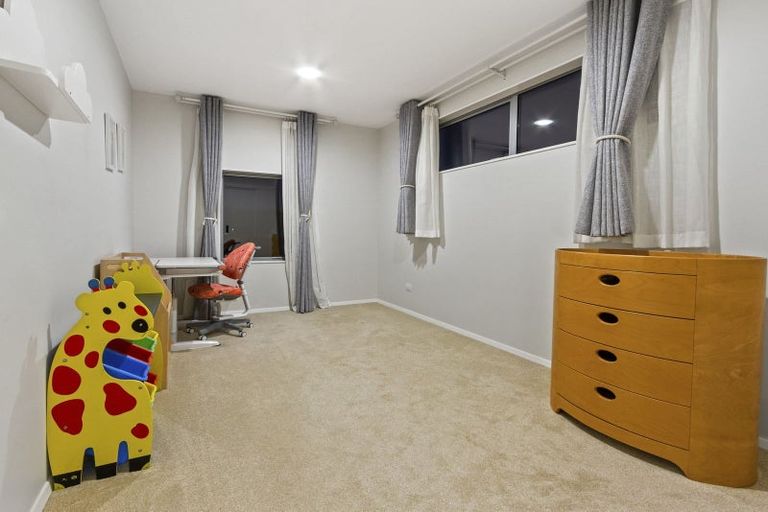 Photo of property in 12 The Landing, Riverhead, 0820