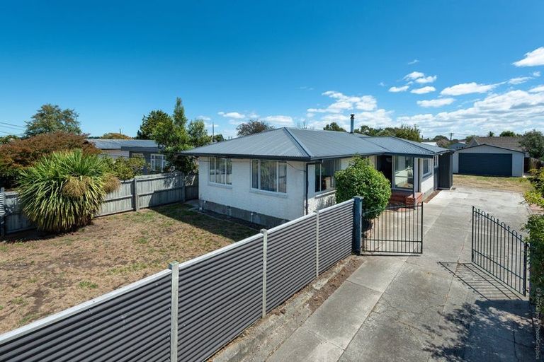 Photo of property in 67 Rowses Road, Aranui, Christchurch, 8061