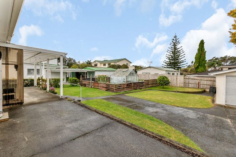 Photo of property in 21 Camellia Avenue, Ruakaka, 0116