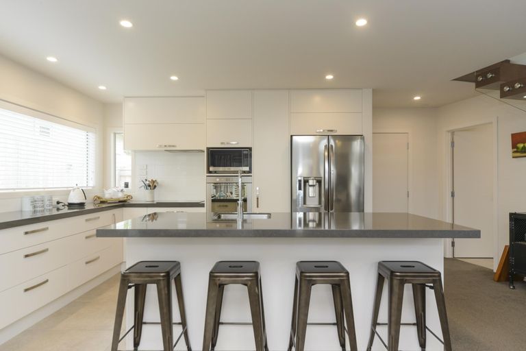 Photo of property in 10a Rangitane Street, Palmerston North, 4414