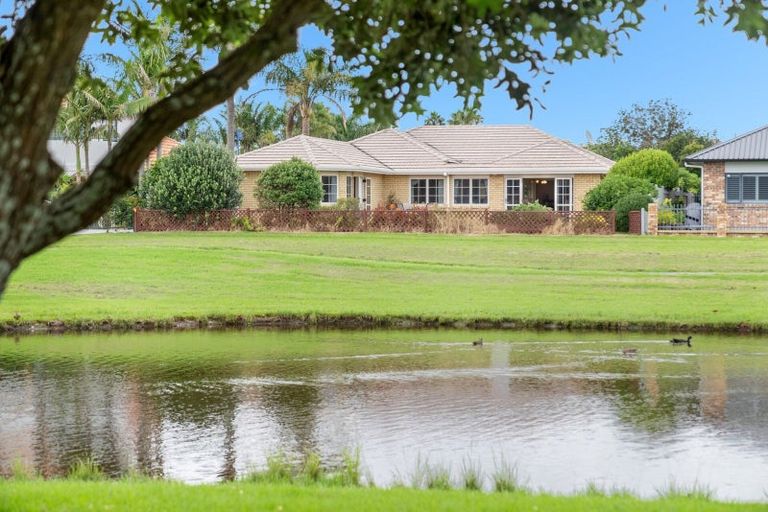 Photo of property in 28 Montego Drive, Papamoa Beach, Papamoa, 3118