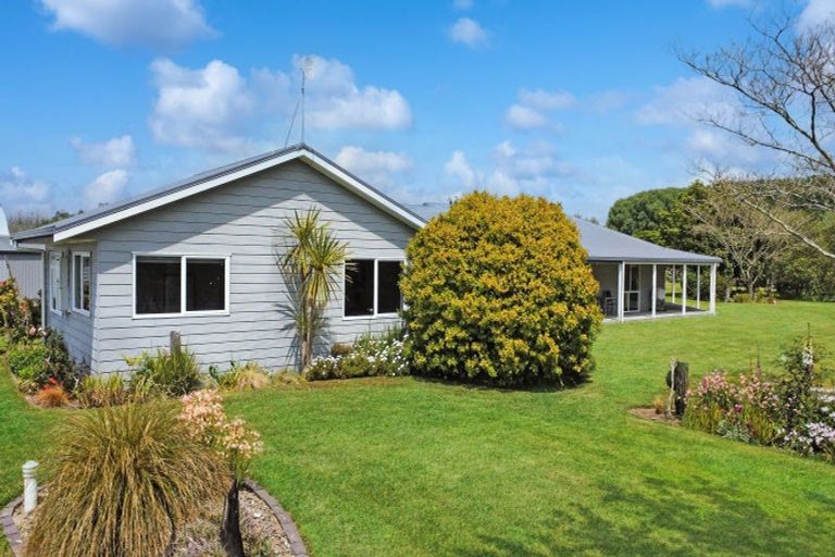 Photo of property in 2 Edgehaven Lane, Te Teko, Whakatane, 3193