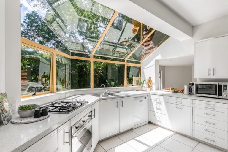 Photo of property in 2/10 Taurarua Terrace, Parnell, Auckland, 1052