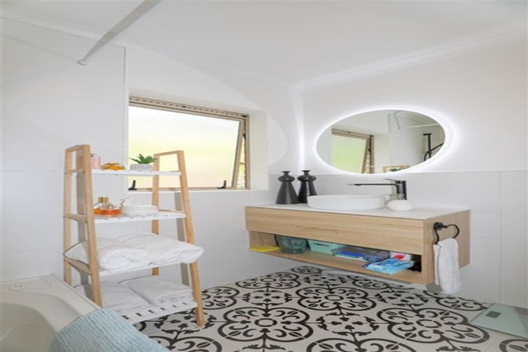 Photo of property in 9 Totara Terrace, Huntly, 3700