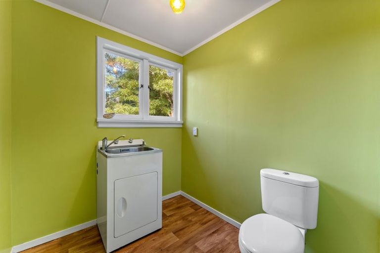 Photo of property in 120 Rangiora Road, Kaiwaka, 0573