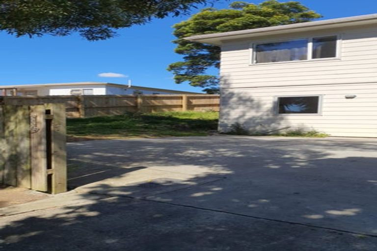 Photo of property in 26 Burbank Avenue, Manurewa, Auckland, 2102