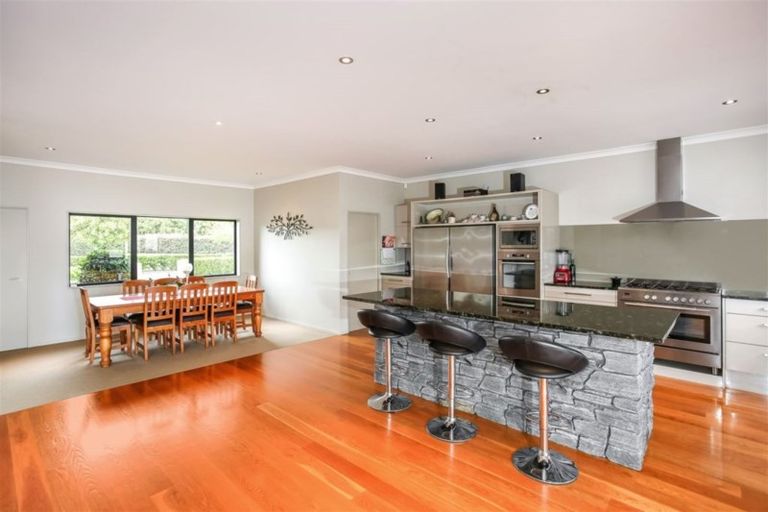 Photo of property in 1125a Glenbrook Road, Glenbrook, Waiuku, 2681