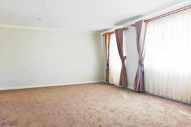 Photo of property in 12b Riverina Avenue, Pakuranga, Auckland, 2010