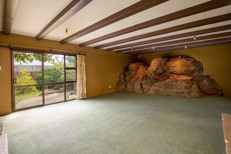 Photo of property in 1 Coulson Place, Alexandra, 9320