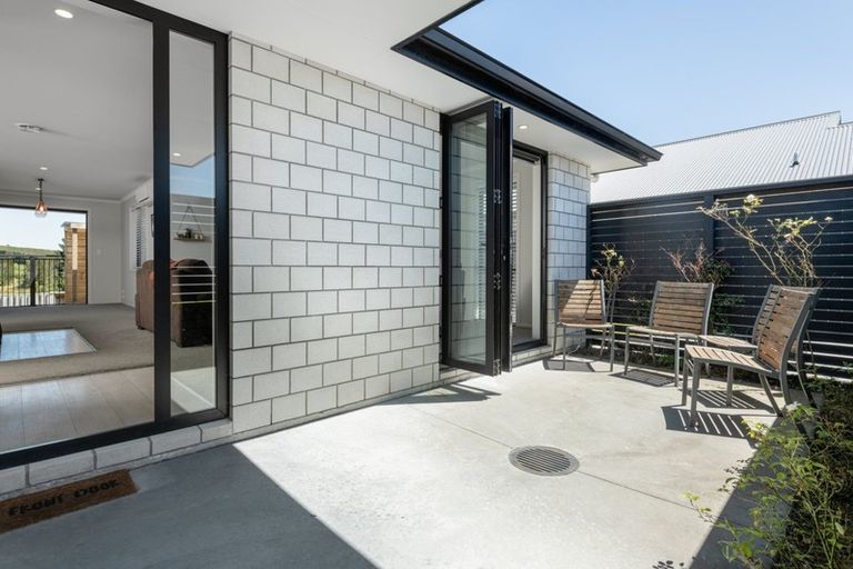 Photo of property in 54 Puhirake Crescent, Pyes Pa, Tauranga, 3112