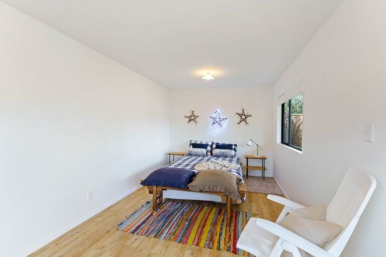 Photo of property in 3 Mavis Avenue, Waikawa Beach, Manakau, 5573