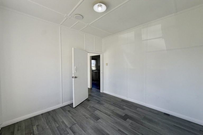 Photo of property in 21 Bledisloe Street, Papatoetoe, Auckland, 2104