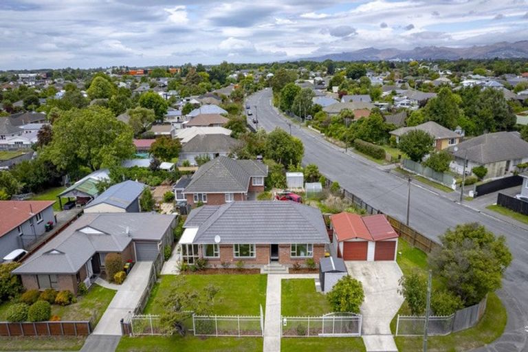 Photo of property in 1/136 Harris Crescent, Papanui, Christchurch, 8053