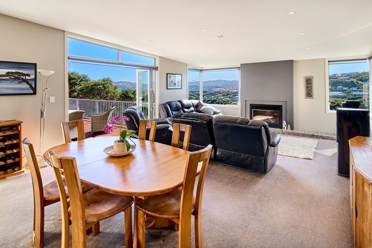 Photo of property in 53 Exploration Way, Whitby, Porirua, 5024