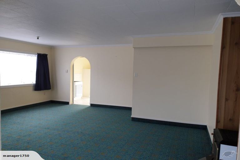Photo of property in 120 Cornfoot Street, Castlecliff, Whanganui, 4501