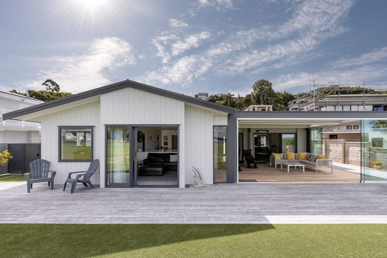 Photo of property in 26 Harbour View Road, Omokoroa, 3114