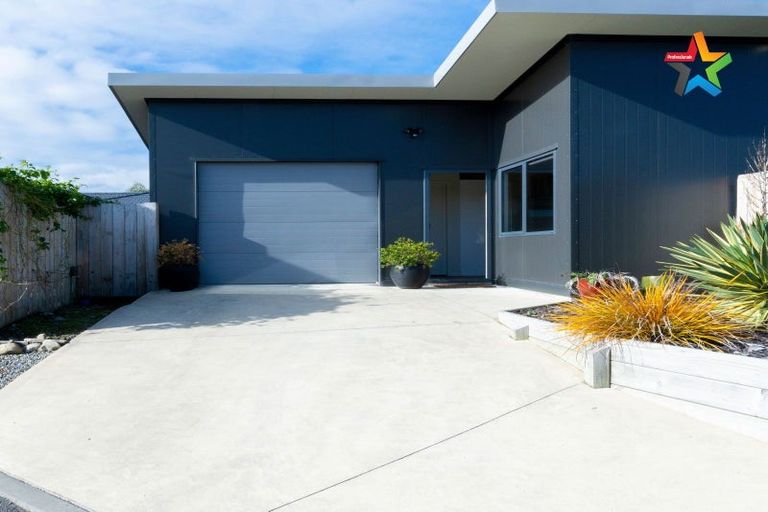 Photo of property in 4a Millhaven Place, Otaki, 5512