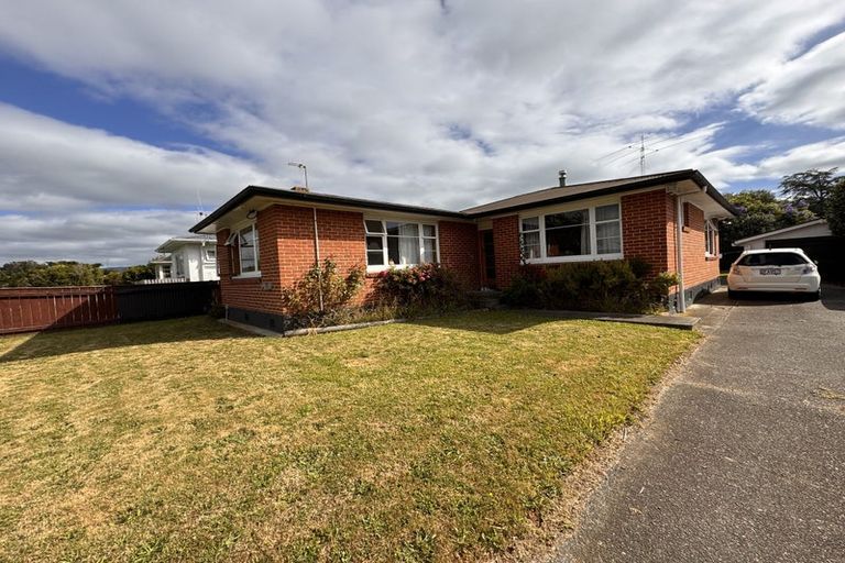 Photo of property in 39 Nottingham Avenue, Awapuni, Palmerston North, 4412