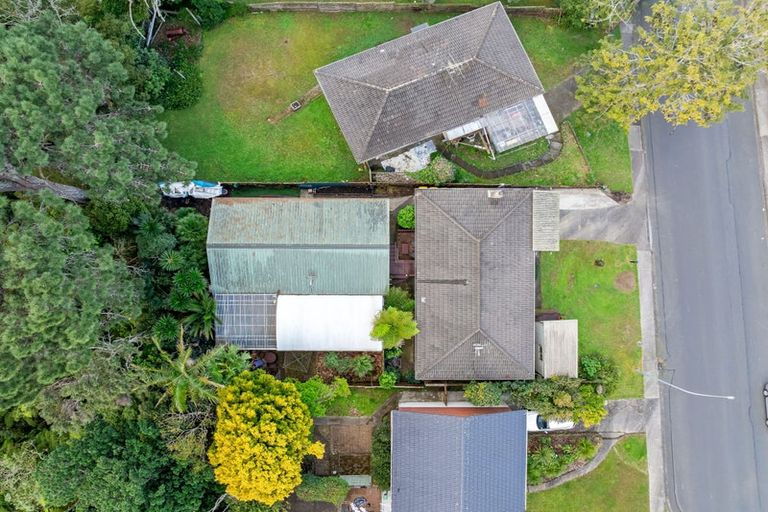 Photo of property in 46 Easton Park Parade, Glenfield, Auckland, 0629