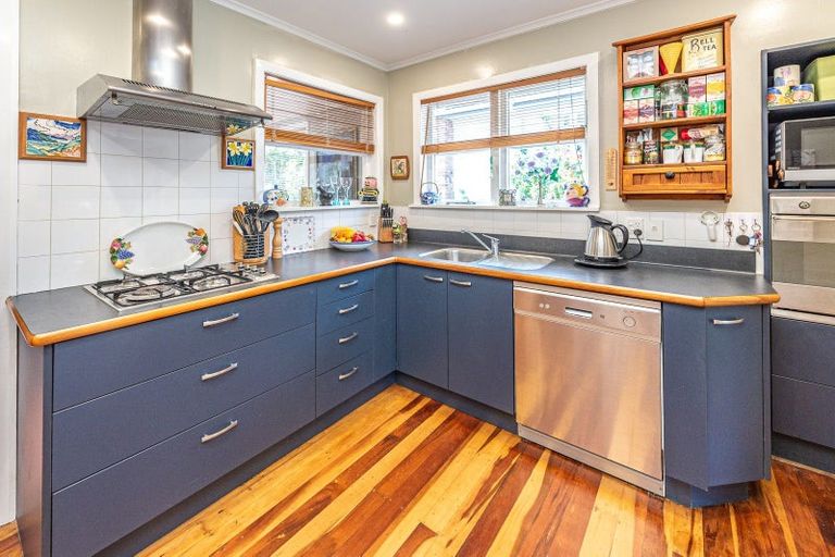 Photo of property in 7 East Way, Durie Hill, Whanganui, 4500